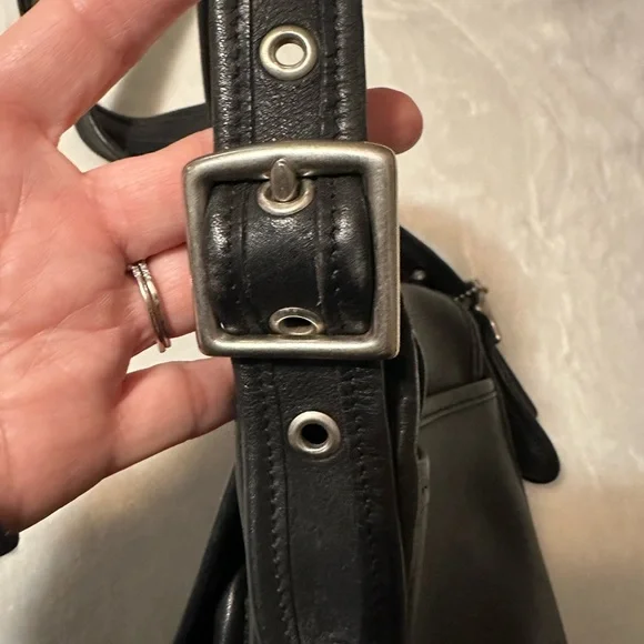 Vintage Coach Leather Crossbody/Purse - Picture 3 of 13